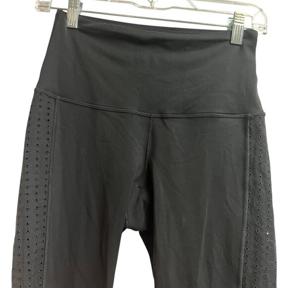 PrAna Faro Embroidered Eyelet Side and Cuff Trim Detailed Leggings Black Small - Picture 4 of 11